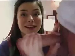 Mujer hambrienta de  ...
