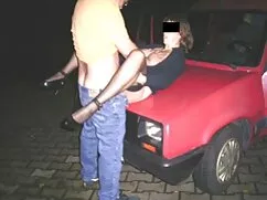Un hombre dispara en ...