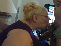 Pelirroja con videos ...